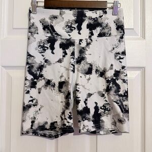 Balance Collection Monochrome Women's Bike Shorts